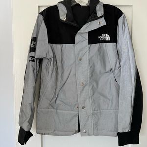 Supreme/The Northface Reflective Windbreaker